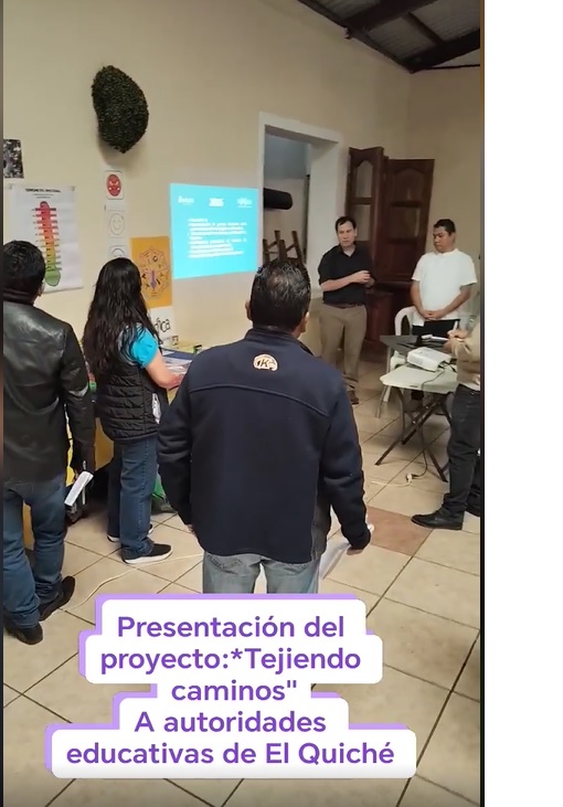 Presentación del Proyecto “Tejiendo Caminos”